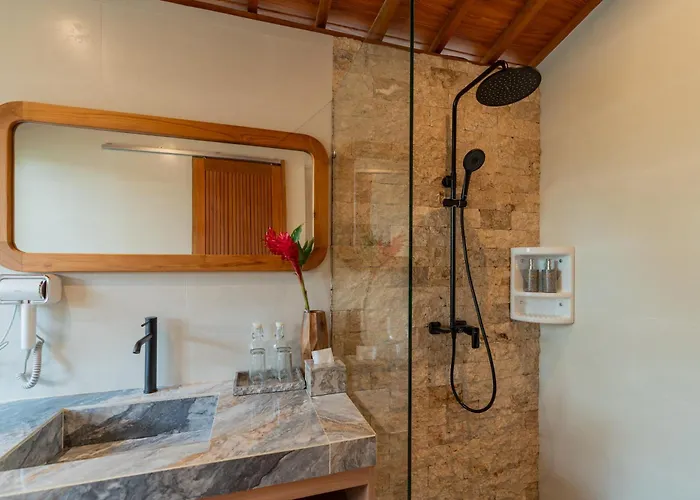 Duara Wooden Bed & Breakfast