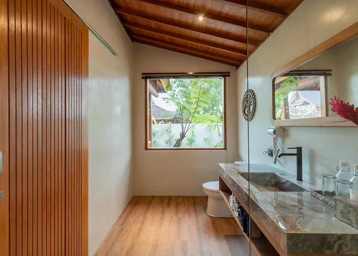 Duara Wooden Bed & Breakfast Ubud